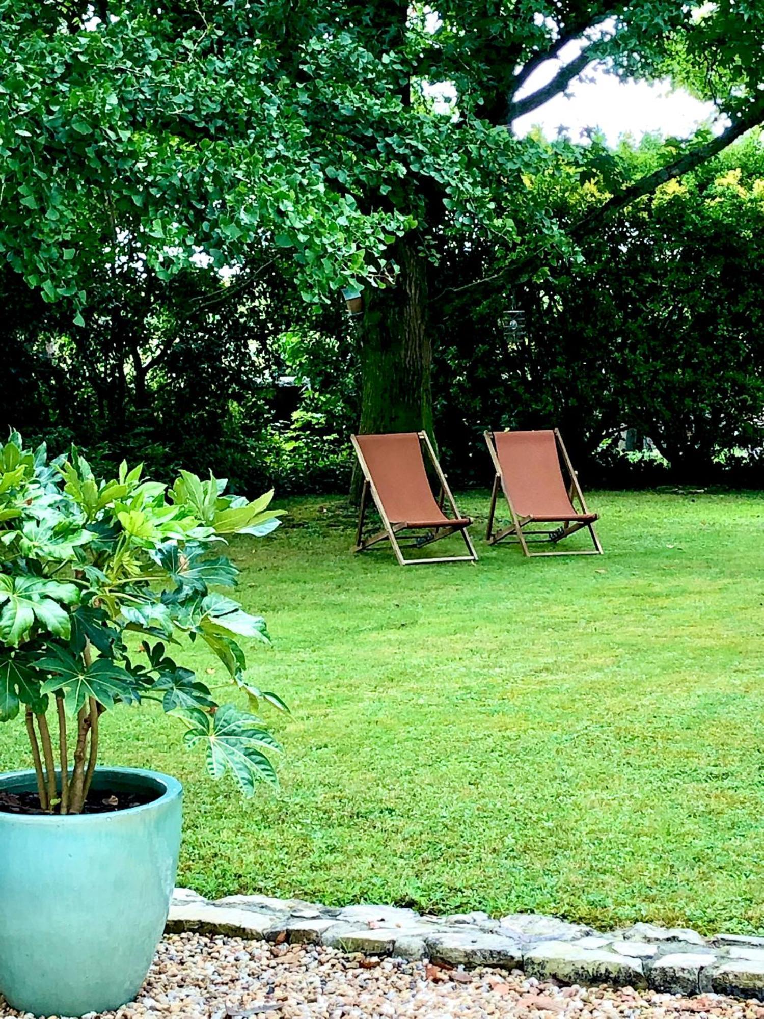 Bed and Breakfast La Parenthese Saubrigues Exterior foto